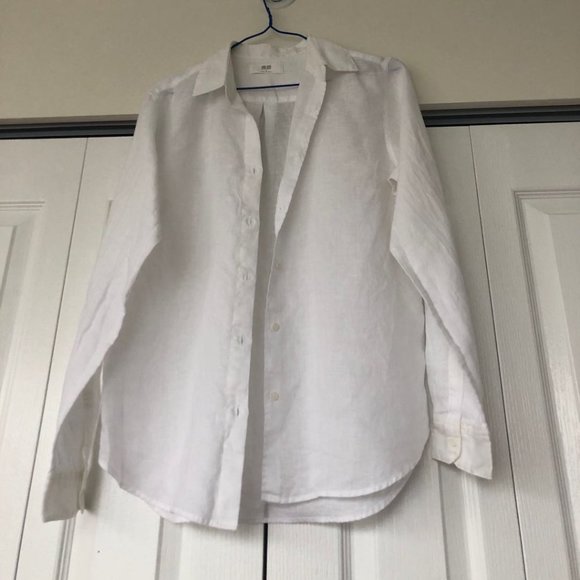 White Blouse - Picture 1 of 3